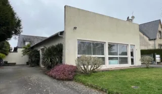  LOCAL ACTIVITÉS SAINT-GILLES 150m²