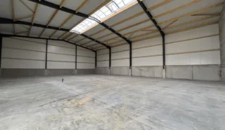  LOCAL D'ACTIVITÉS 321 M² LE LOROUX BOTTEREAU
