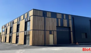 LOCAUX D'ACTIVITÉS 284 M² GUÉRANDE