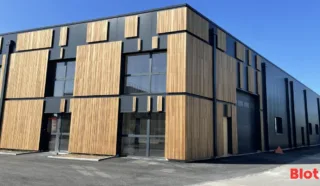  LOCAUX D'ACTIVITÉS 284 M² GUÉRANDE