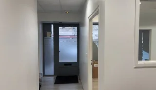  LOCAUX 72 m² QUIMPER