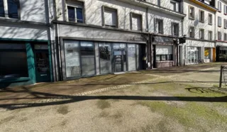  LOCAL PROFESSIONNEL LOCAL COMMERCIAL 108 m² LORIENT