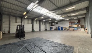  LOCAUX D'ACTIVITÉS 870 M² LA HAIE FOUASSIERE