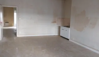  BUREAUX 190 m² LANDIVISIAU