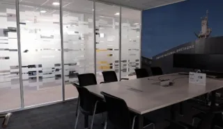  BUREAUX  Pied de métro !! 1 550 m² LA COURROUZE RENNES