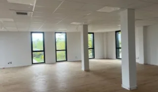  BUREAUX VANNES 132 m²