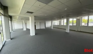  BUREAUX 380 m² RENNES CLEUNAY