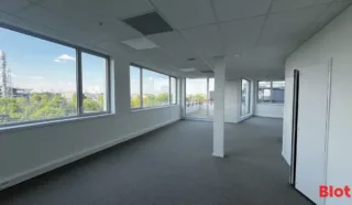  BUREAUX 151 m² RENNES CLEUNAY