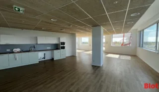  BUREAUX 811 m² RENNES CLEUNAY
