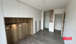 Maison 6 pièce(s)