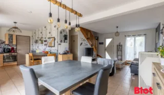 Maison 6 pièce(s)