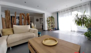 Maison 6 pièce(s)