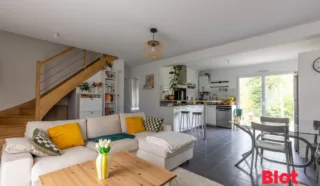 Maison 6 pièce(s)