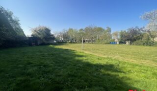 Terrain 692m²