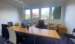  BUREAUX RENNES EST 57 m²