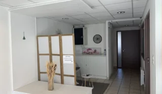  LOCAL COMMERCIAL 160 m² NANTES