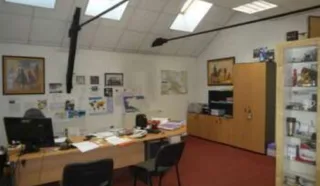  LOCAUX D'ACTIVITES  850 m² BREST PORT