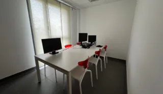 BUREAUX 396 m² COUËRON