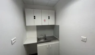  BUREAUX 73 m² CARQUEFOU