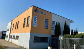  BUREAUX 652 M² LES SORINIERES