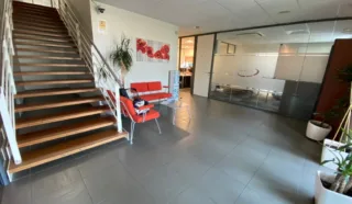  BUREAUX 652 M² LES SORINIERES