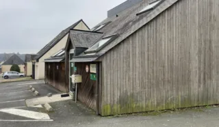 BUREAUX 237 m² MONTFORT SUR MEU