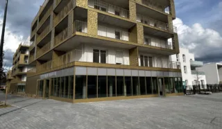  LOCAUX COMMERCIAUX 142 M² NANTES