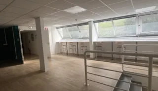  BUREAUX 1 877 m² CESSON-SEVIGNE