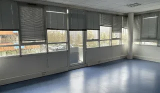  BUREAUX 450 m² RENNES