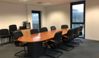  BUREAUX 1 121 m² GUIPAVAS