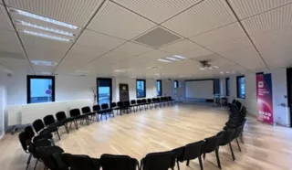  BUREAUX 1 121 m² GUIPAVAS