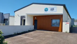  LOCAUX D'ACTIVITÉS 855 M² BOUGUENAIS