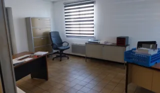  LOCAUX D'ACTIVITÉS 855 M² BOUGUENAIS