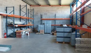  LOCAUX D'ACTIVITÉS 855 M² BOUGUENAIS