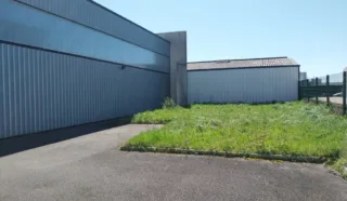 LOCAUX D'ACTIVITÉS 855 M² BOUGUENAIS