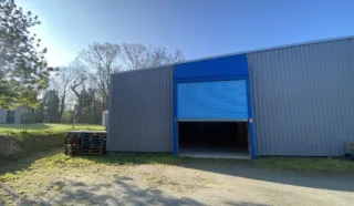  LOCAL D'ACTIVITES SAINT-BRIAC SUR MER 140 m²