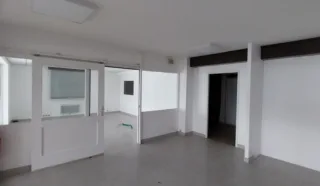  LOCAL D'ACTIVITES 258 m² BREST