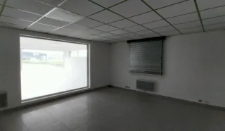  LOCAL D'ACTIVITES 258 m² BREST