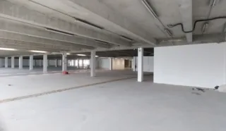  LOCAUX D'ACTIVITES 1 500 m² LE RELECQ KERHUON
