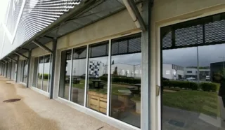  LOCAUX D'ACTIVITES 1 500 m² LE RELECQ KERHUON