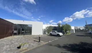  BUREAUX 396 m² COUËRON