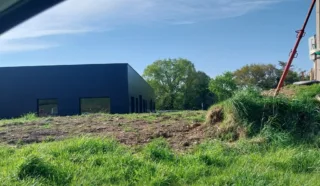  LOCAUX D'ACTIVITES 800 m² QUIMPER