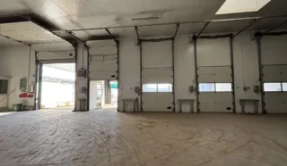  LOCAUX D'ACTIVITÉS 1 673 M² SAINT JULIEN DE CONCELLES