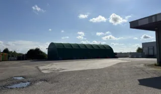  LOCAUX D'ACTIVITÉS 1 673 M² SAINT JULIEN DE CONCELLES