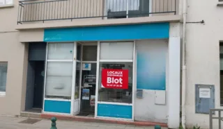  BAIL À CÉDER COMMERCE PLUVIGNER 50 m²