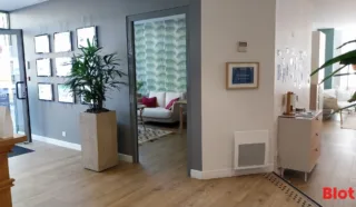  LOCAUX COMMERCIAUX 208 M² NANTES