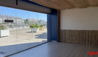  LOCAUX COMMERCIAUX 60 M² LE POULIGUEN