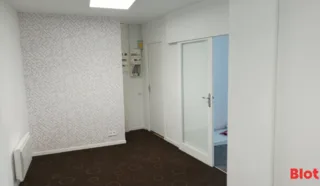  Local commercial 70 m² STBRIEUC