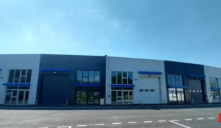  CELLULES D'ACTIVITES 141 à 181 m² MINIAC-MORVAN