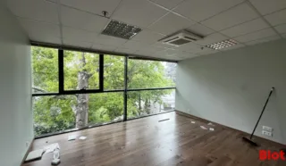  BUREAUX 103 m² RENNES Longchamps